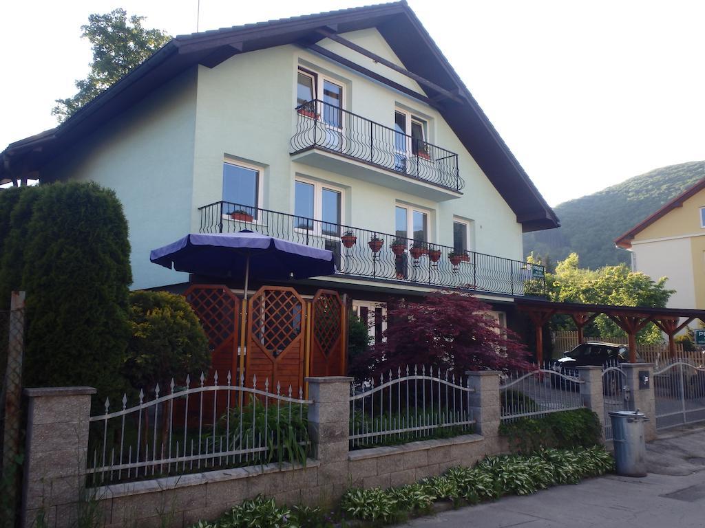 Privat Jan Veres Rajecke Teplice Exterior photo
